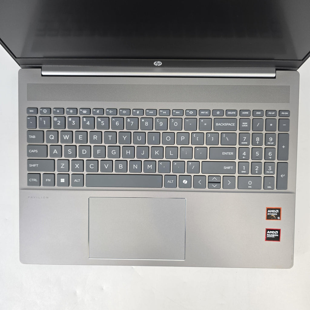 HP Pavilion 16 Gray 3.2 GHz AMD Ryzen 5 8540U 8GB RAM 512GB Solid State Drive
