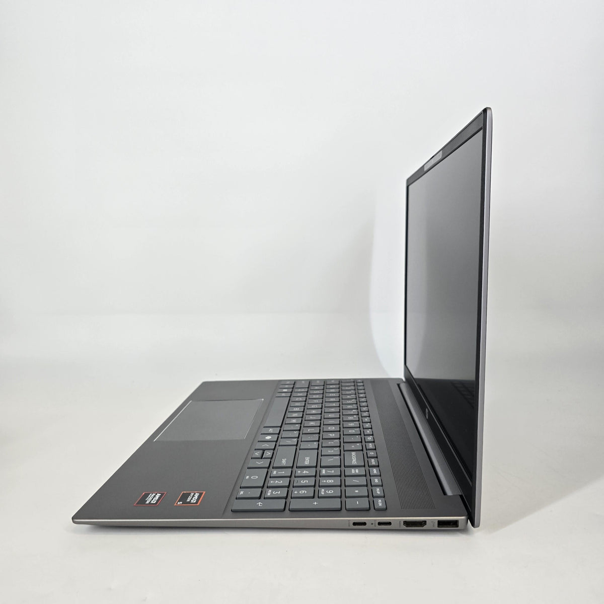 HP Pavilion 16 Gray 3.2 GHz AMD Ryzen 5 8540U 8GB RAM 512GB Solid State Drive