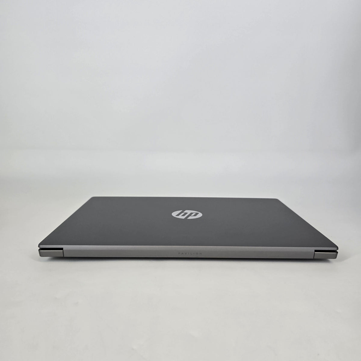 HP Pavilion 16 Gray 3.2 GHz AMD Ryzen 5 8540U 8GB RAM 512GB Solid State Drive