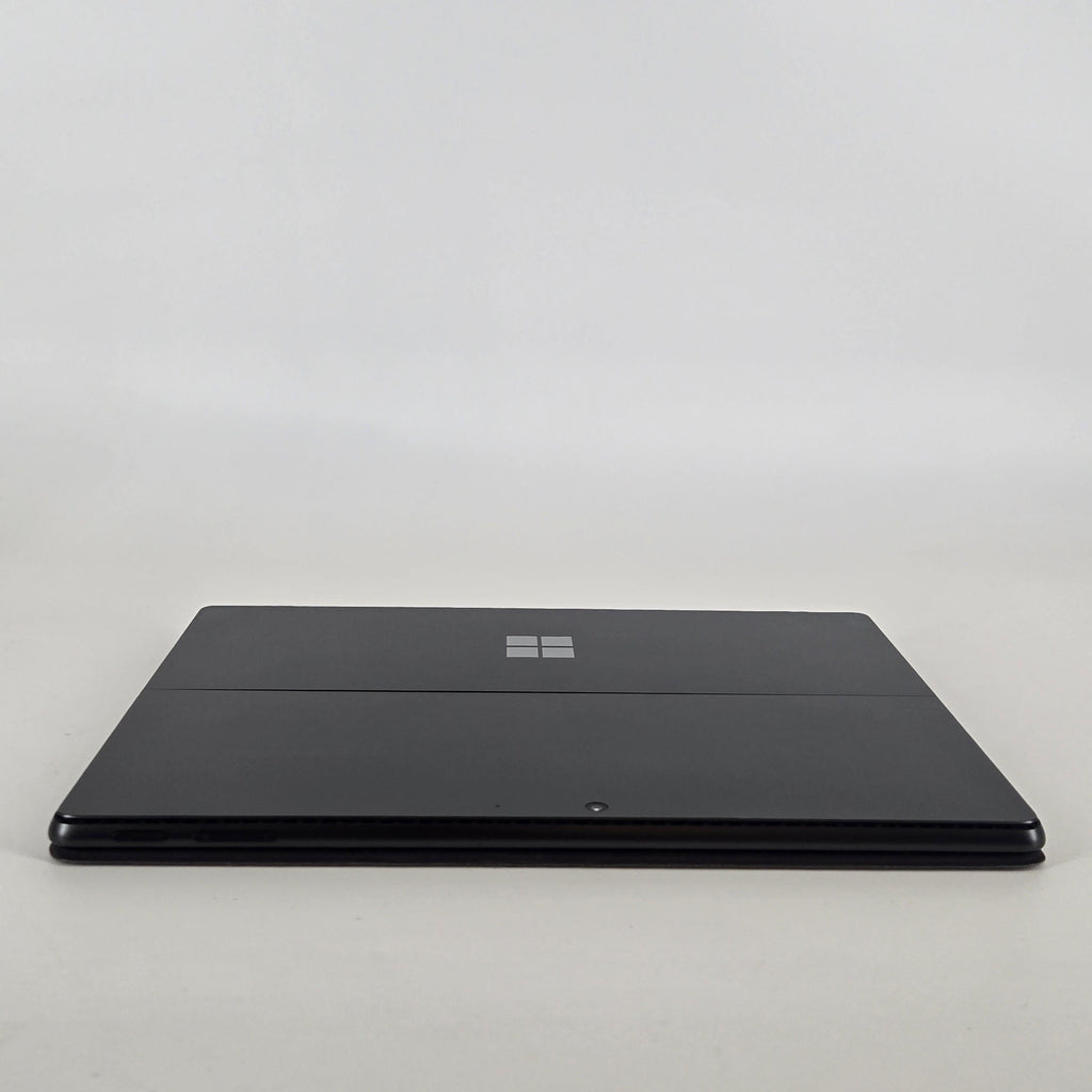 Surface Pro 9 13 Graphite WiFi 2.6 GHz Intel Core i7 12th Gen. 16GB RAM 256GB Solid State Drive