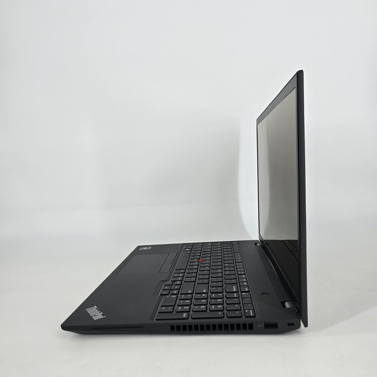 Lenovo ThinkPad P16s Gen 2 Black 1.9 GHz Intel Core i7 13th Gen. 64GB RAM 512GB Solid State Drive