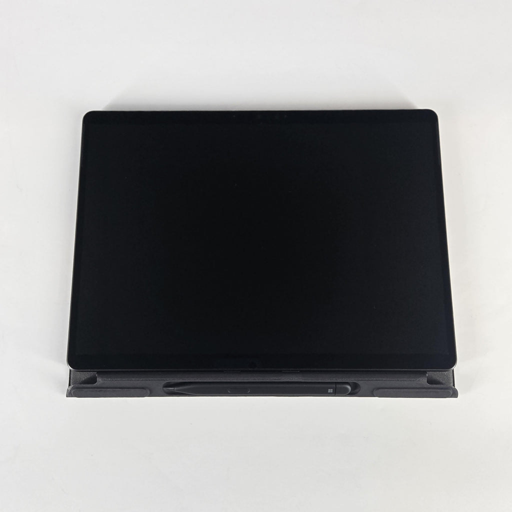 Surface Pro 9 13 Graphite WiFi 2.6 GHz Intel Core i7 12th Gen. 16GB RAM 256GB Solid State Drive