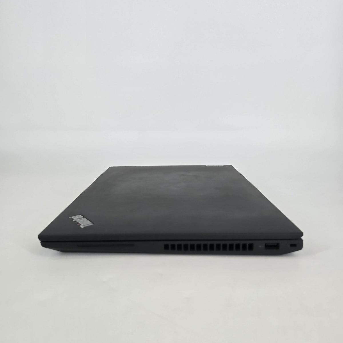 Lenovo ThinkPad P16s Gen 2 Black 1.9 GHz Intel Core i7 13th Gen. 64GB RAM 512GB Solid State Drive