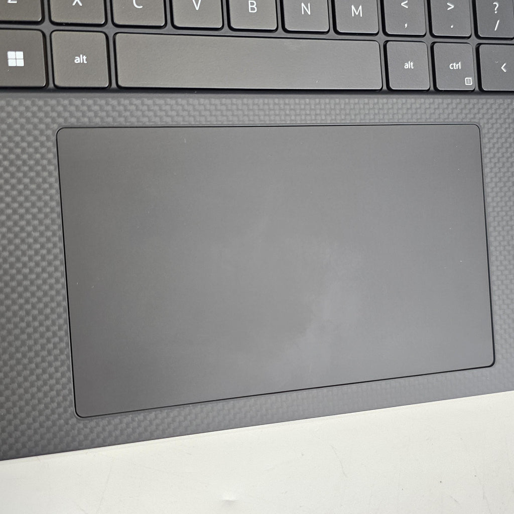 Dell XPS 17 9730 Silver 2.4 GHz Intel Core i7 13th Gen. 16GB RAM 1TB Solid State Drive NVIDIA GeForce RTX 4050 6 GB