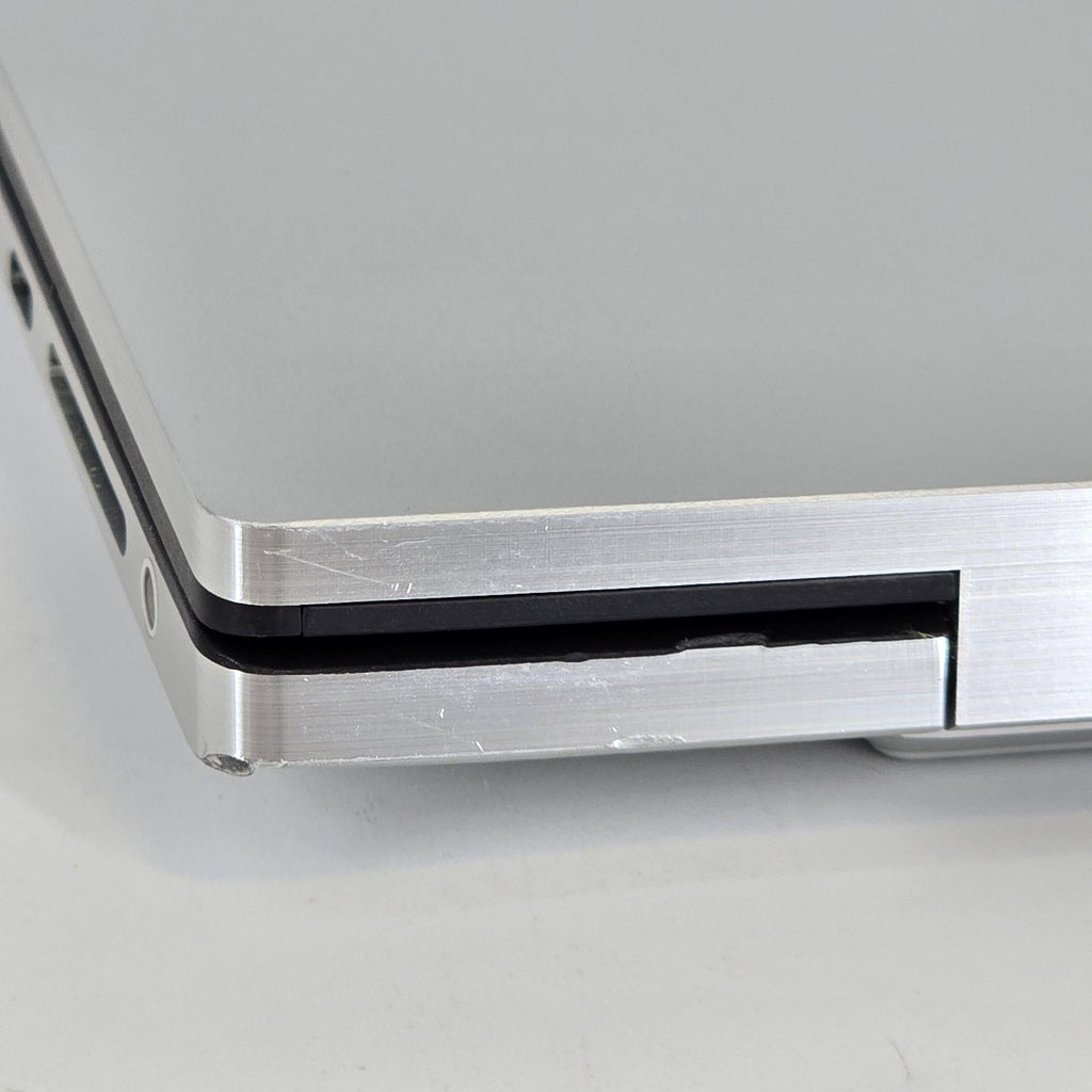 Dell XPS 17 9730 Silver 2.4 GHz Intel Core i7 13th Gen. 16GB RAM 1TB Solid State Drive NVIDIA GeForce RTX 4050 6 GB