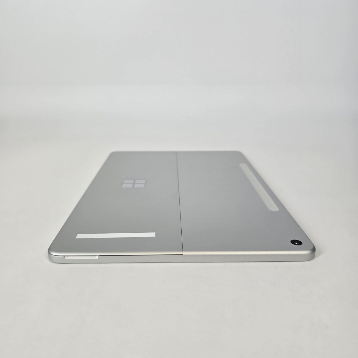 Surface Pro 12 Silver WiFi 3.3 GHz Qualcomm Snapdragon X Plus 16GB RAM 512GB UniversalFlashStorage