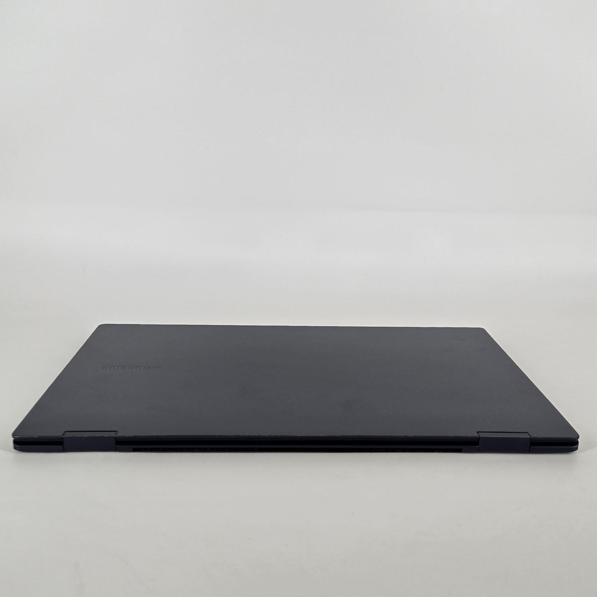 Samsung Galaxy Book Pro 360 15.6 Blue 2.8 GHz Intel Core i7 11th Gen. 16GB RAM 512GB Solid State Drive