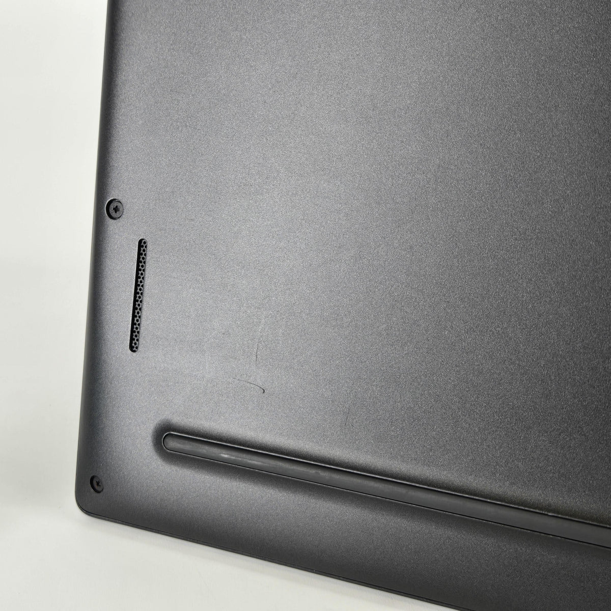 Dell Latitude 7430 14 Gray 2.2 GHz Intel Core i7 12th Gen. 16GB RAM 512GB Solid State Drive