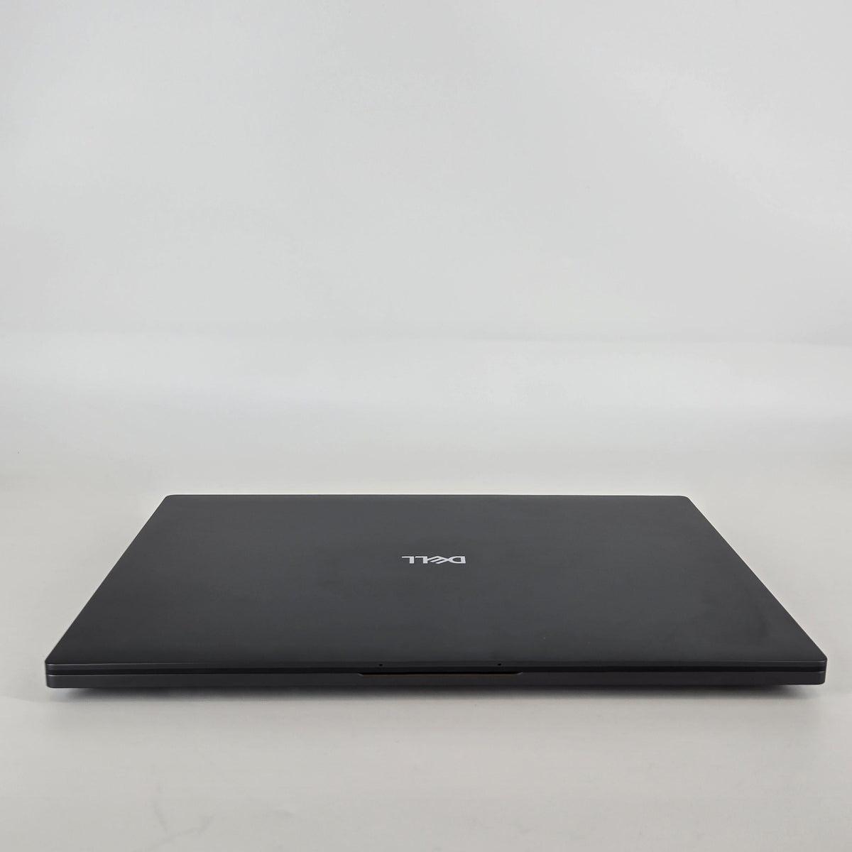 Dell Pro Precision 7 16 Gray 2.0 GHz Intel Core Ultra X7 Series 3 64GB RAM 1TB Solid State Drive
