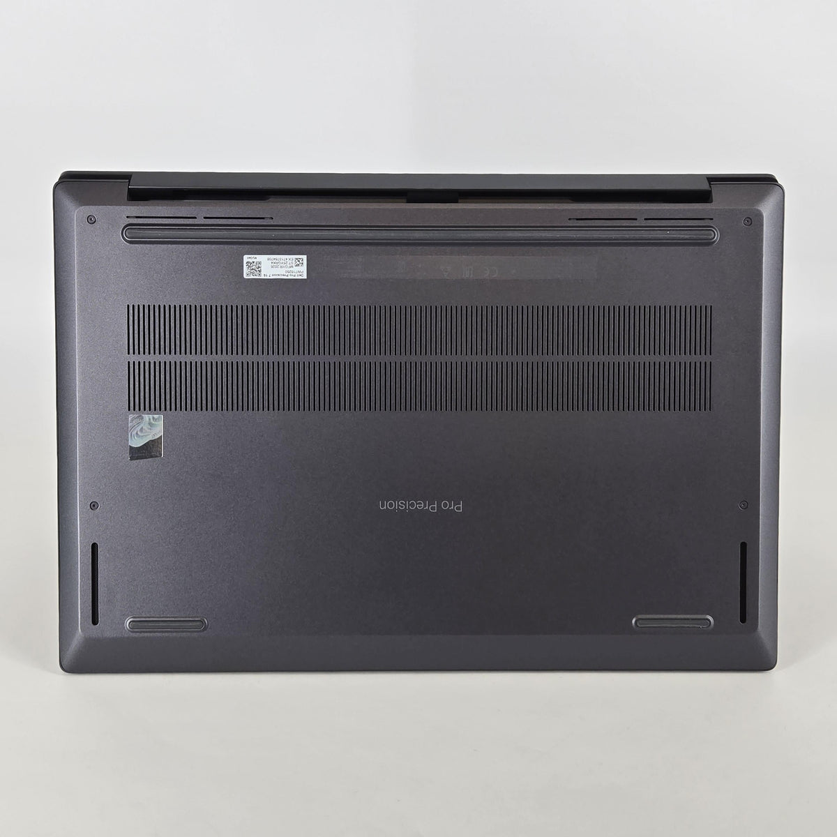 Dell Pro Precision 7 16 Gray 2.0 GHz Intel Core Ultra X7 Series 3 64GB RAM 1TB Solid State Drive