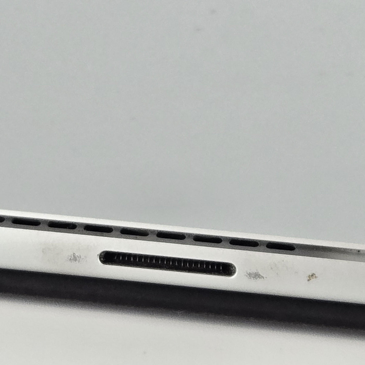Surface Pro 9 13 Platinum WiFi 2.7 GHz Intel Core i7 12th Gen. 32GB RAM 1TB Solid State Drive