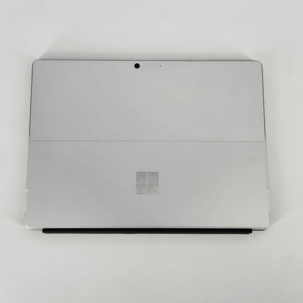 Surface Pro 9 13 Platinum WiFi 2.7 GHz Intel Core i7 12th Gen. 32GB RAM 1TB Solid State Drive