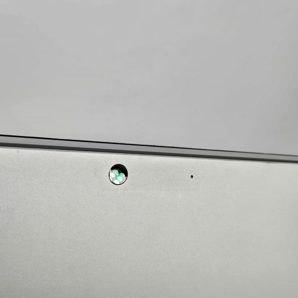 Surface Pro 9 13 Platinum WiFi 2.7 GHz Intel Core i7 12th Gen. 32GB RAM 1TB Solid State Drive
