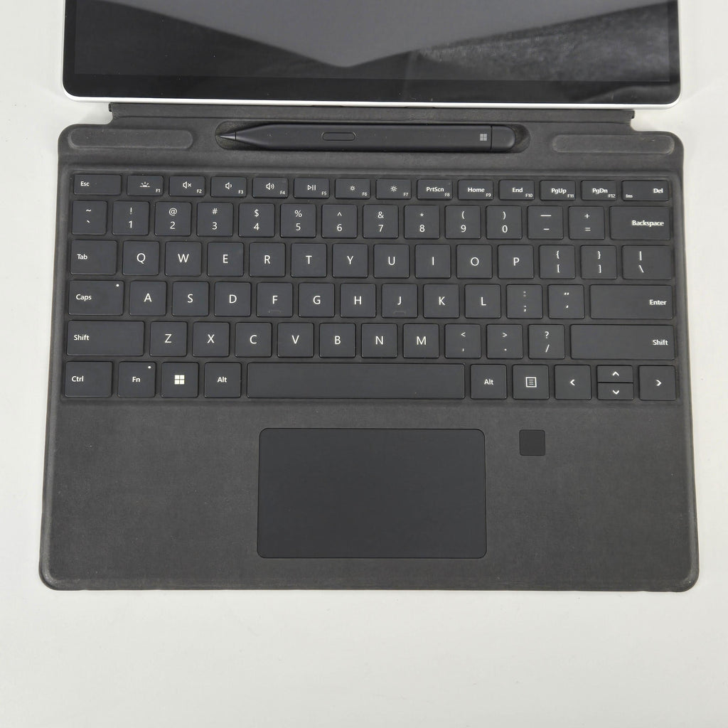 Surface Pro 9 13 Platinum WiFi 2.7 GHz Intel Core i7 12th Gen. 32GB RAM 1TB Solid State Drive