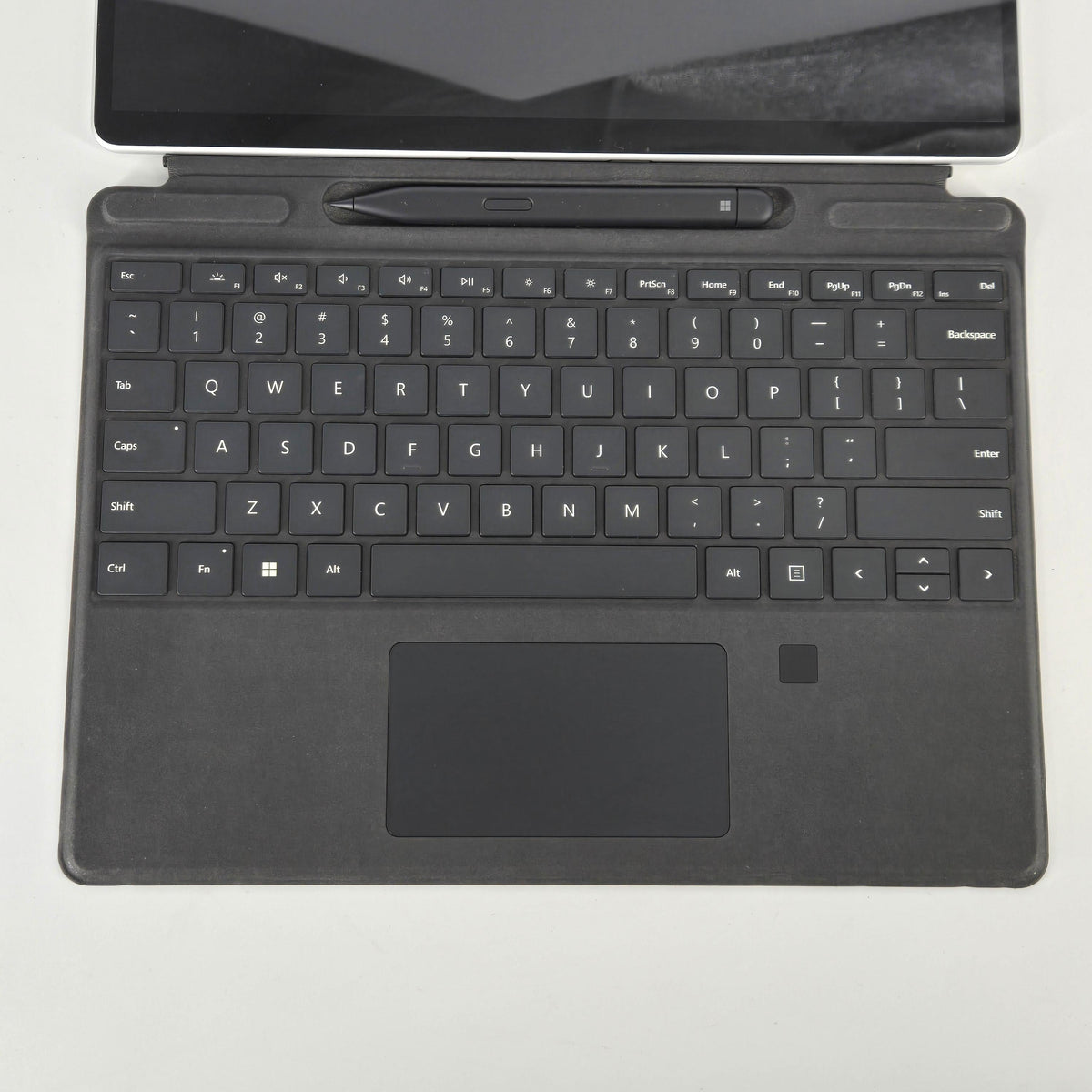 Surface Pro 9 13 Platinum WiFi 2.7 GHz Intel Core i7 12th Gen. 32GB RAM 1TB Solid State Drive