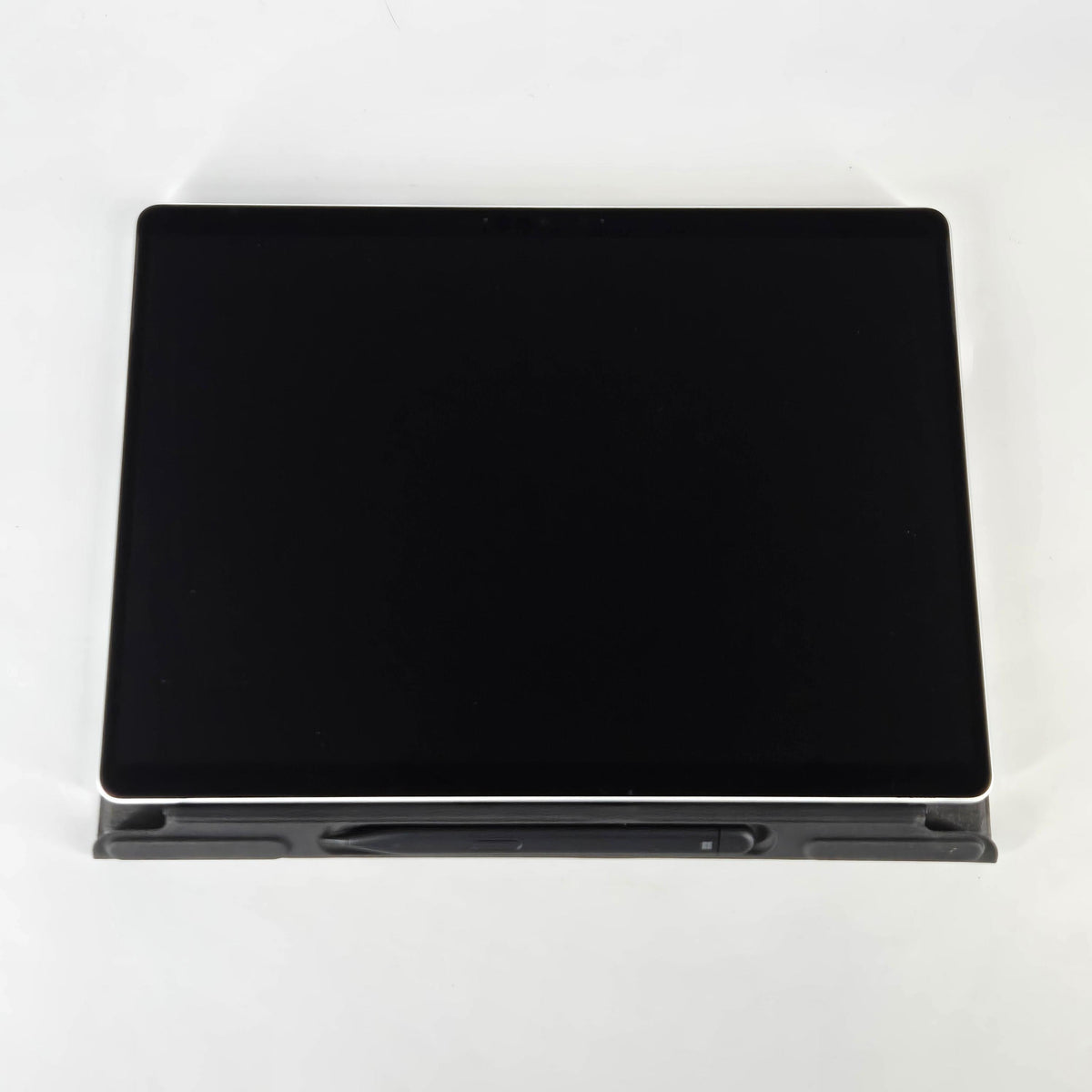 Surface Pro 9 13 Platinum WiFi 2.7 GHz Intel Core i7 12th Gen. 32GB RAM 1TB Solid State Drive