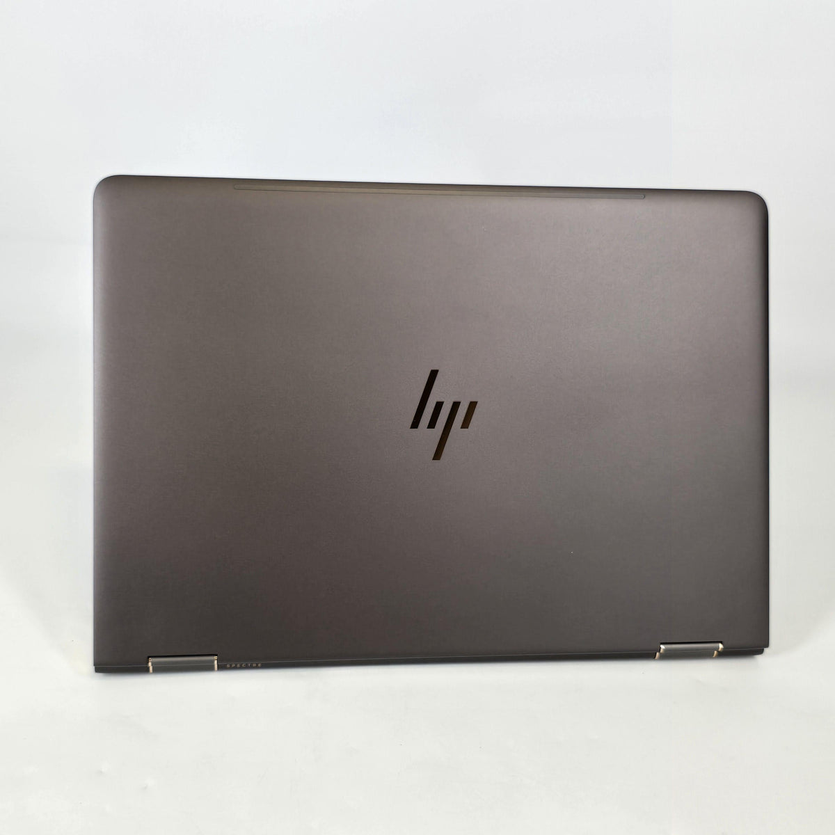 HP Spectre 15 x360 Gray 1.8 GHz Intel Core i7 8th Gen. 16GB RAM 512GB Solid State Drive NVIDIA GeForce MX150 2 GB