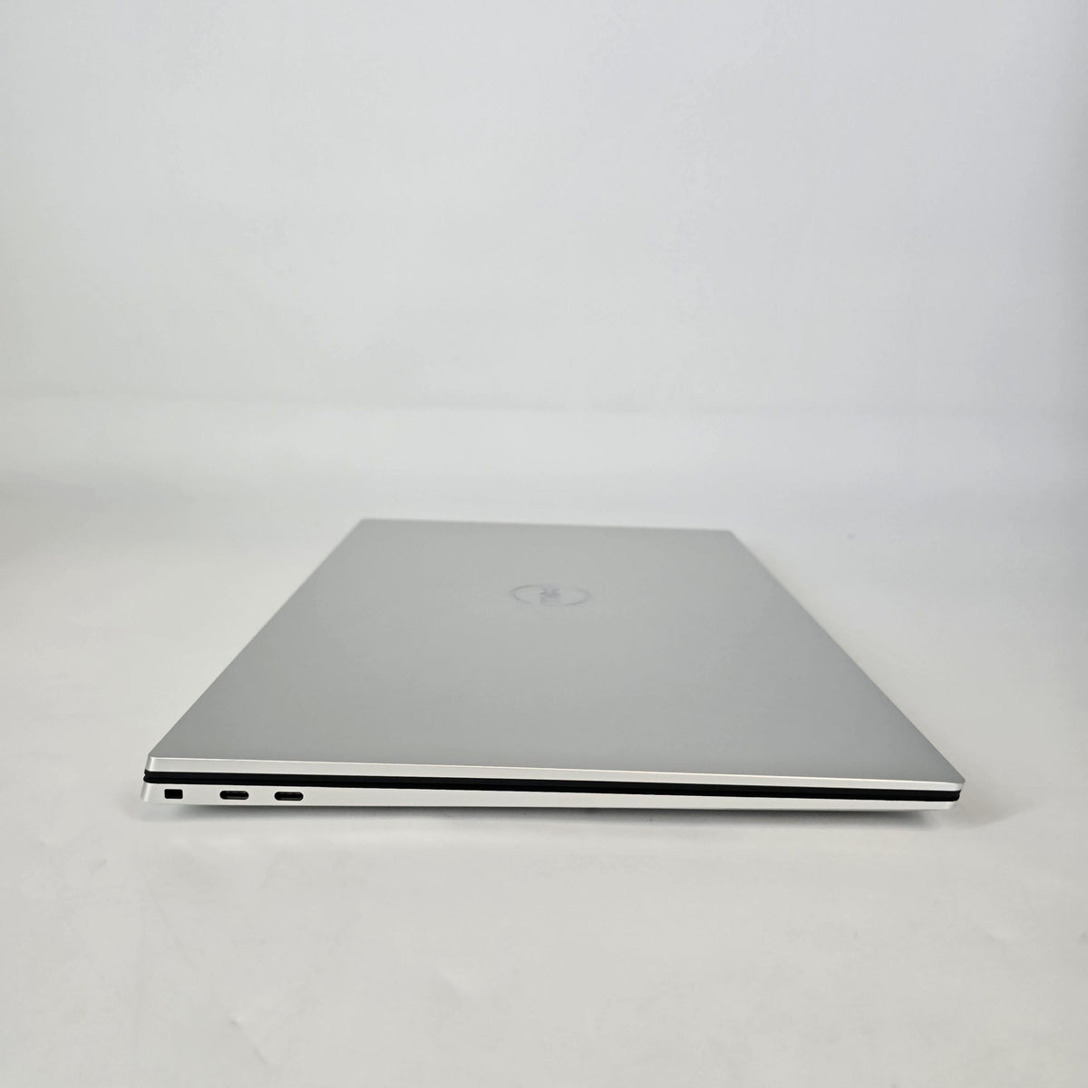 XPS 17 9720 Silver 2.5 GHz Intel Core i9 12th Gen. 64GB RAM 4TB Solid State Drive NVIDIA GeForce RTX 3060 6 GB