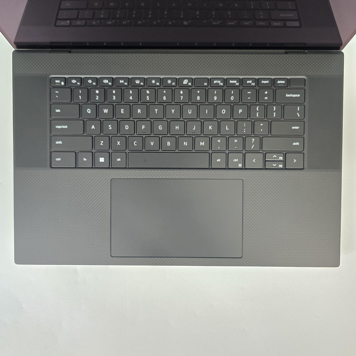 XPS 17 9720 Silver 2.5 GHz Intel Core i9 12th Gen. 64GB RAM 4TB Solid State Drive NVIDIA GeForce RTX 3060 6 GB