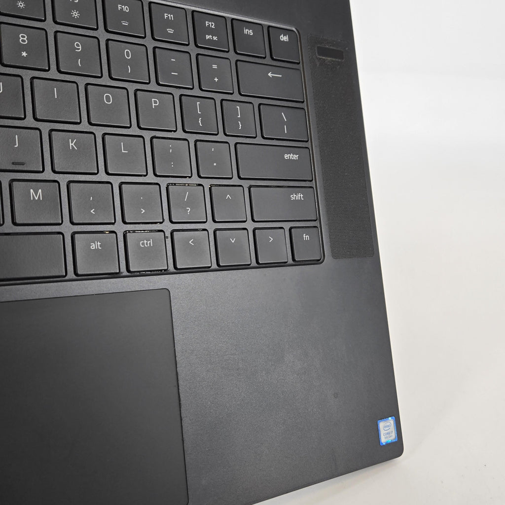 Razer Blade 15 Base 2019 Black 2.6 GHz Intel Core i7 9th Gen. 32GB RAM 128GB Solid State Drive 1TB Hard Disk Drive NVIDIA GeForce GTX 1660 Ti 6 GB