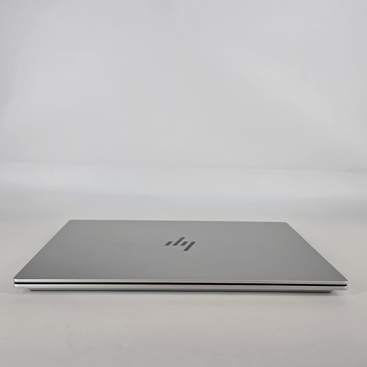 HP OmniBook 7 17.3 Glacier Silver 2.2 GHz Intel Core Ultra 7 Series 2 32GB RAM 512GB Solid State Drive
