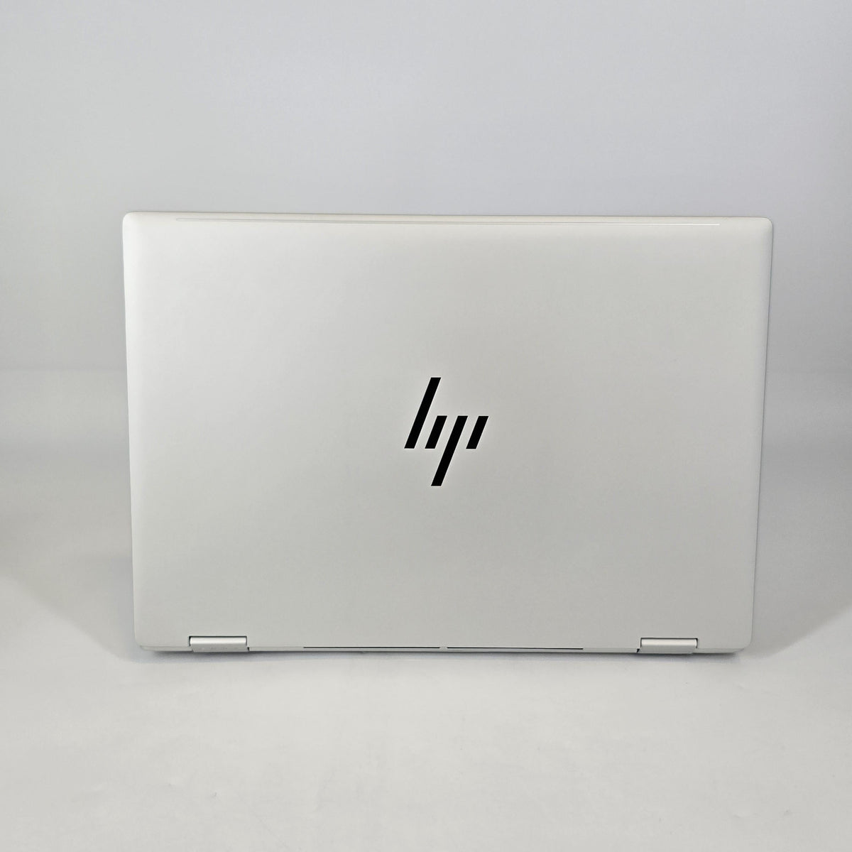 HP Envy x360 16 Silver 1.7 GHz Intel Core Ultra 7 16GB RAM 1TB Solid State Drive