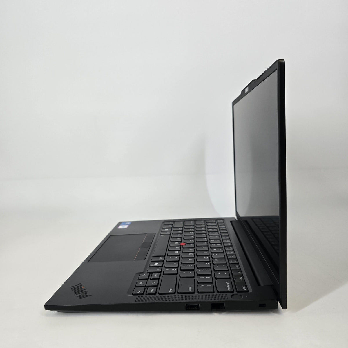 Lenovo ThinkPad E14 Gen 7 Black 2.5 GHz Intel Core 7 Series 2 16GB RAM 512GB Solid State Drive