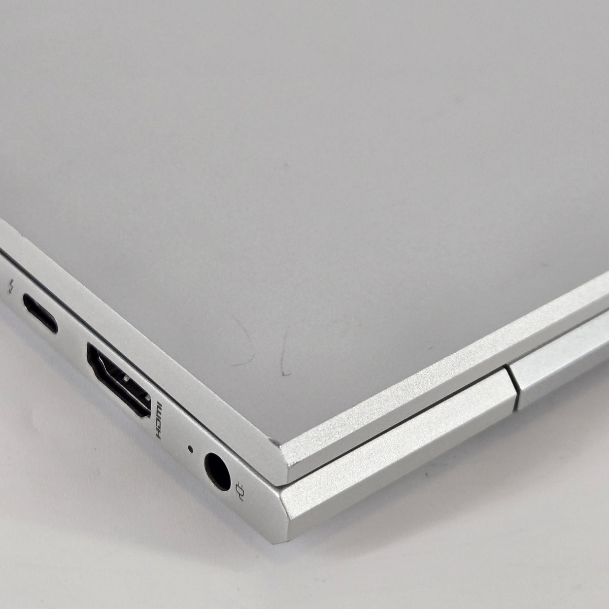 HP Elitebook 840 G7 14 Silver 1.8 GHz Intel Core i7 10th Gen. 16GB RAM 512GB Solid State Drive