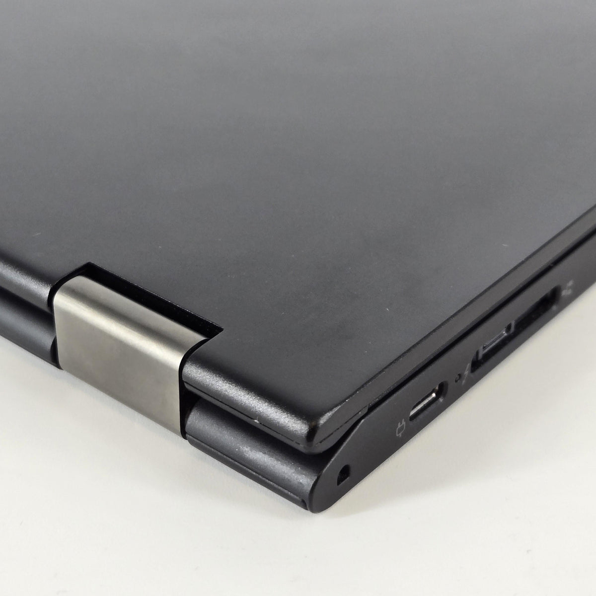 Lenovo ThinkPad L13 Yoga Gen 2 Black 2.6 GHz Intel Core i5 11th Gen. 16GB RAM 1TB Solid State Drive
