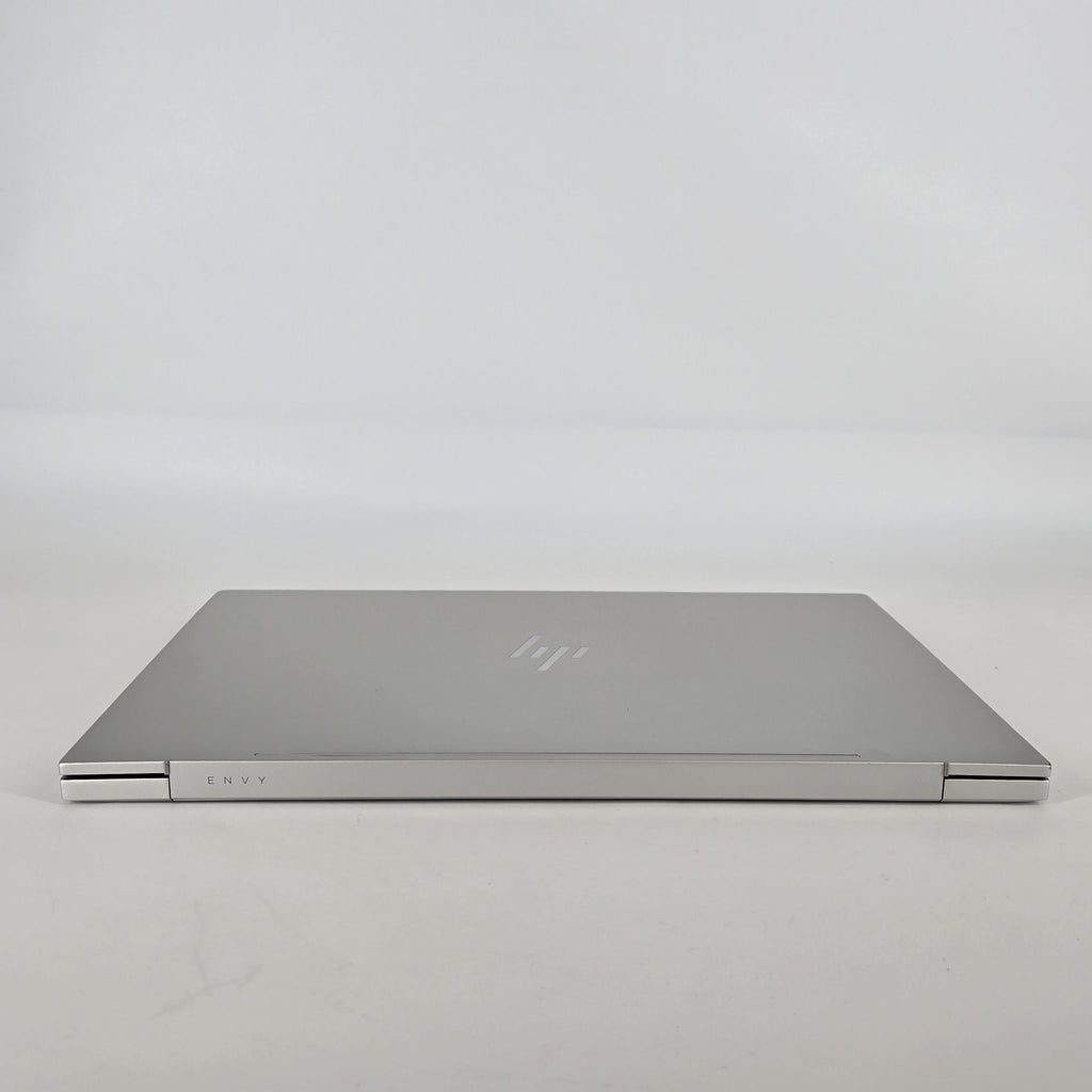 HP Envy 17 Silver 2.8 GHz Intel Core i7 13th Gen. 32GB RAM 1TB Solid State Drive
