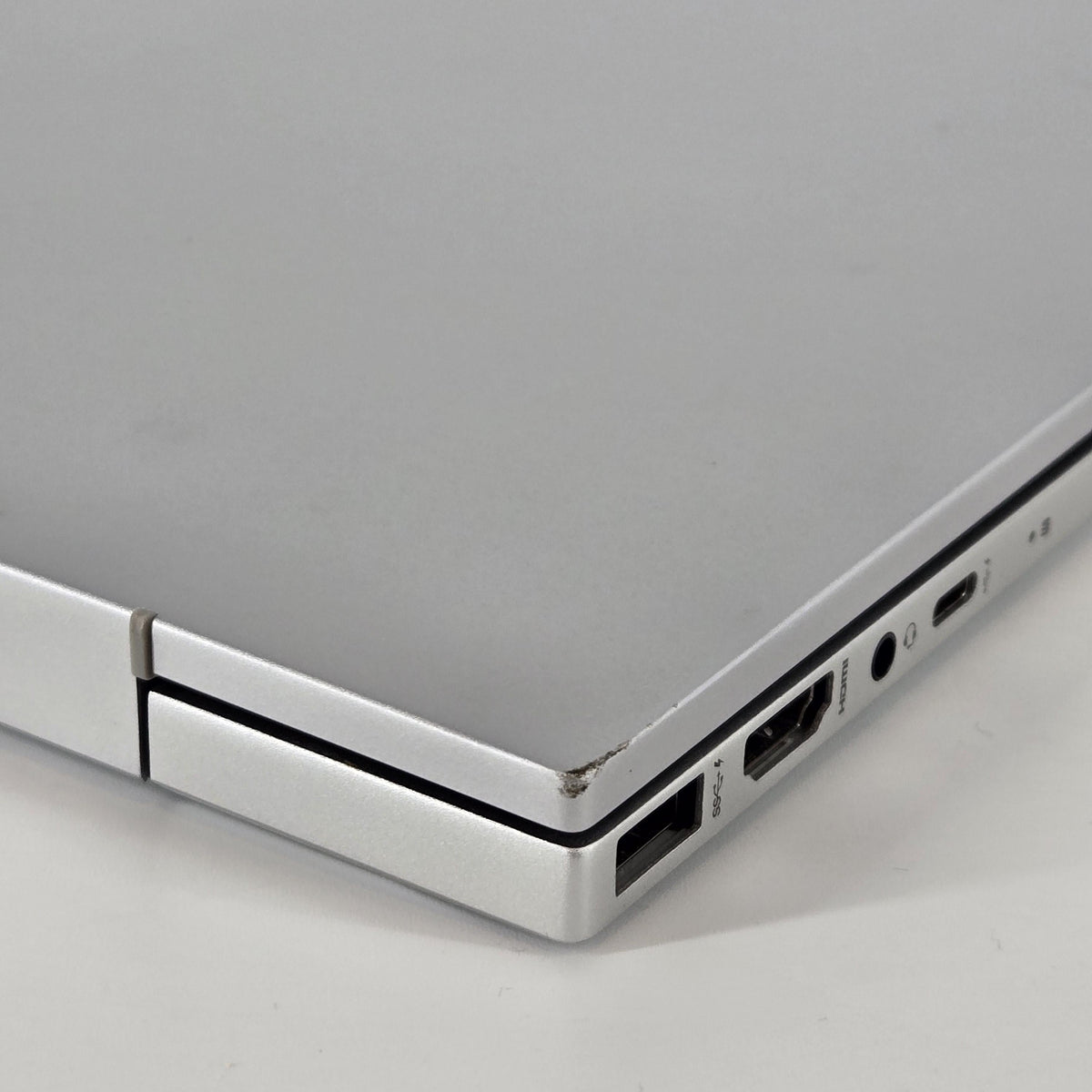 HP Envy 17 Silver 2.8 GHz Intel Core i7 13th Gen. 32GB RAM 1TB Solid State Drive