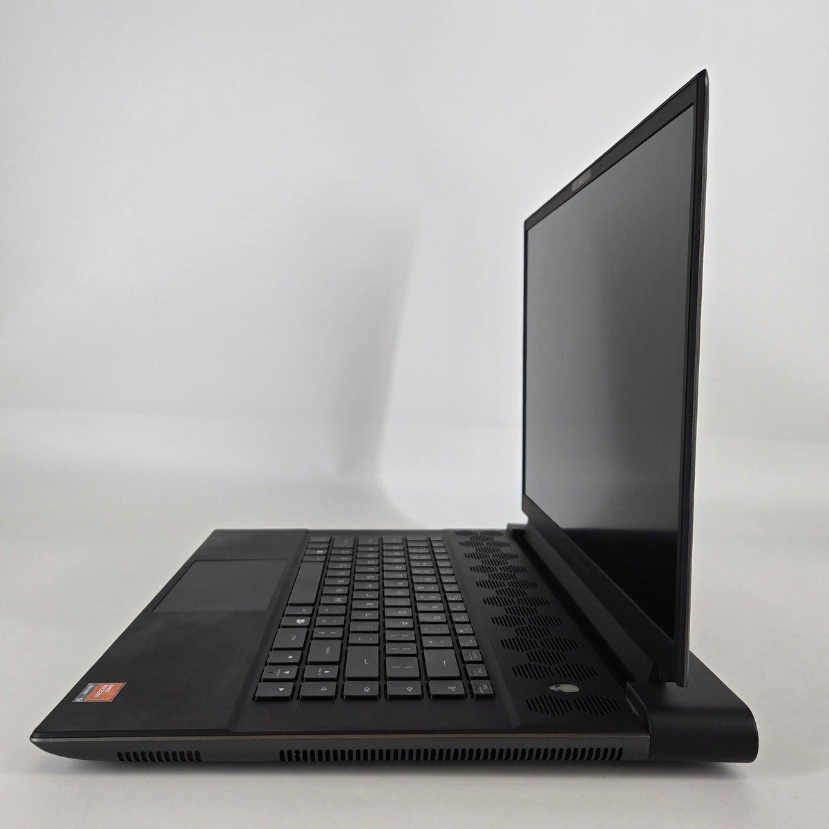 Dell Alienware M16 R1 Black 3.0 GHz AMD Ryzen 9 7845HX 16GB RAM 1TB Solid State Drive NVIDIA GeForce RTX 4080 12 GB