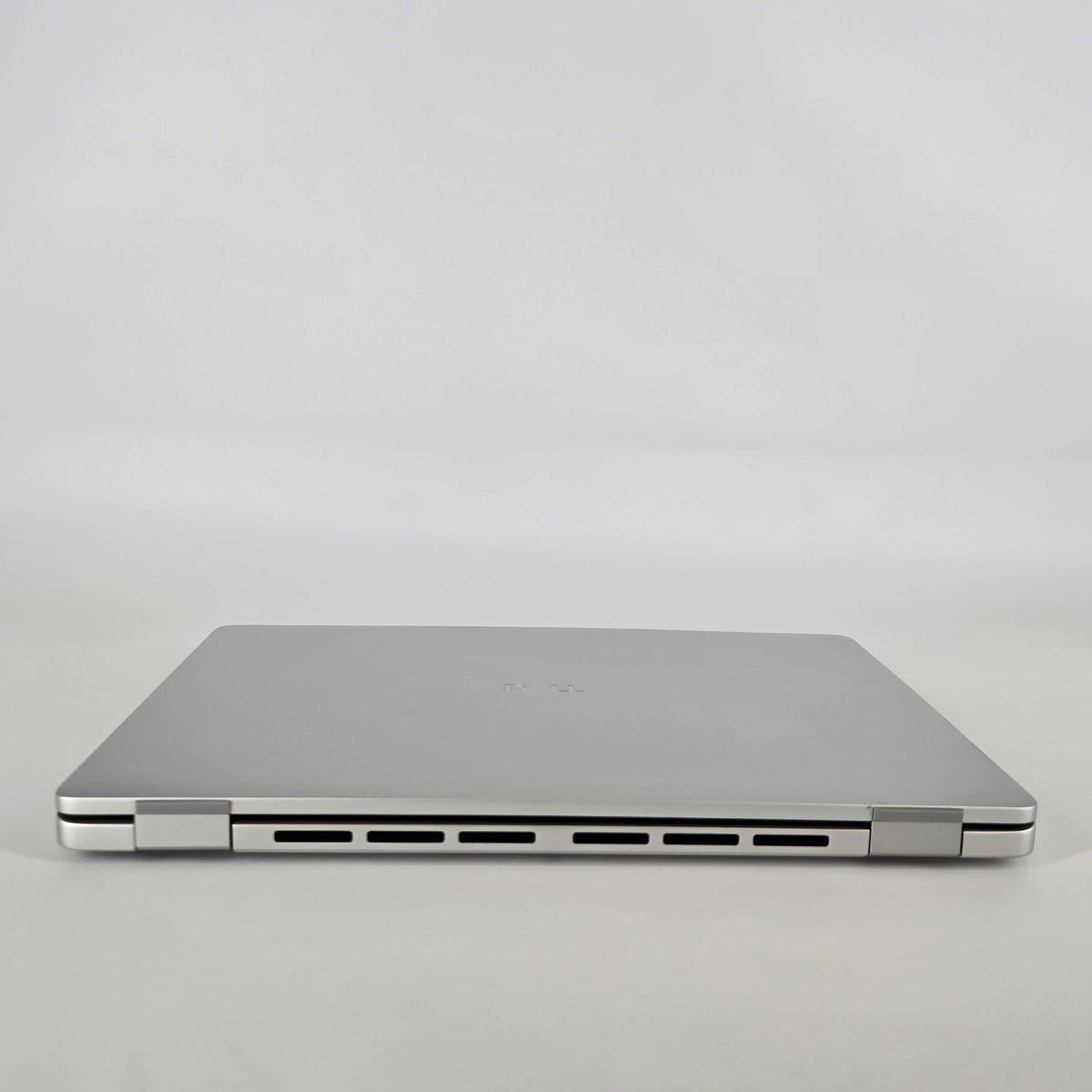 Dell Pro 14 Plus PB14250 Silver 2.1 GHz Intel Core Ultra 5 Series 2 32GB RAM 256GB Solid State Drive
