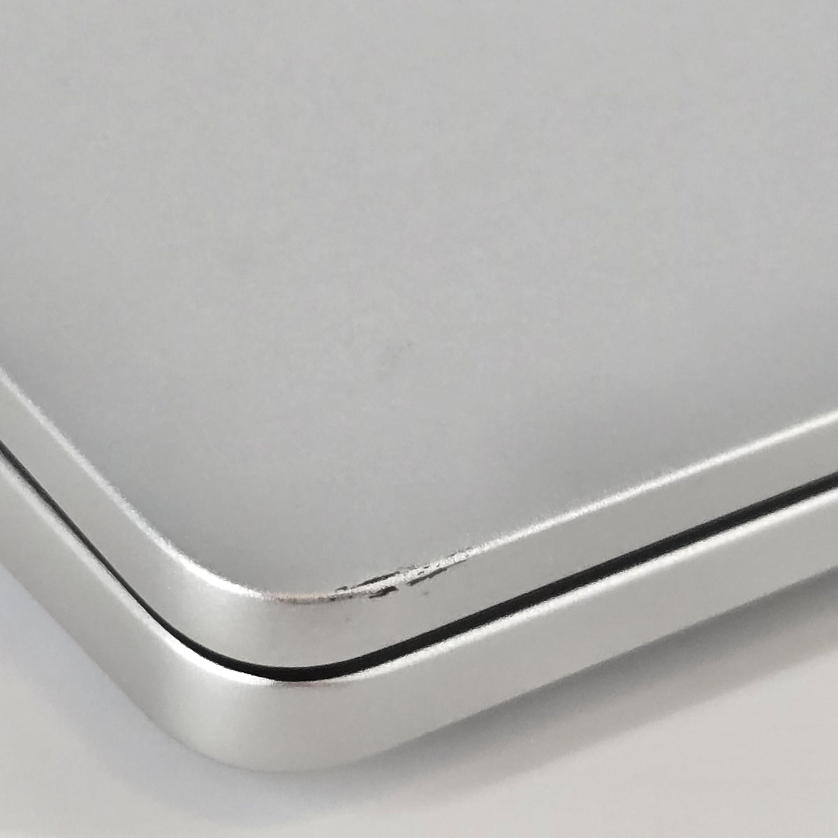 Dell Pro 14 Plus PB14250 Silver 2.1 GHz Intel Core Ultra 5 Series 2 32GB RAM 256GB Solid State Drive