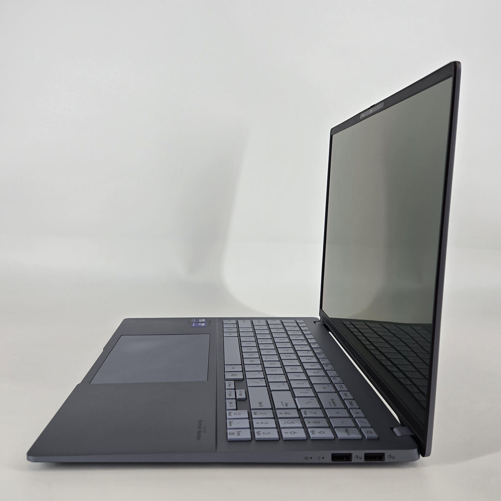 Asus Vivobook S 16 Blue 2.9 GHz Intel Core Ultra 9 Series 2 32GB RAM 2TB Solid State Drive
