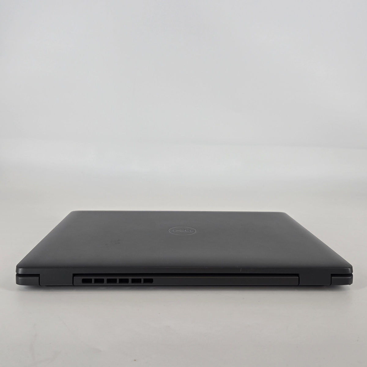 Dell Latitude 3440 14 Gray 1.3 GHz Intel Core i5 13th Gen. 16GB RAM 256GB Solid State Drive