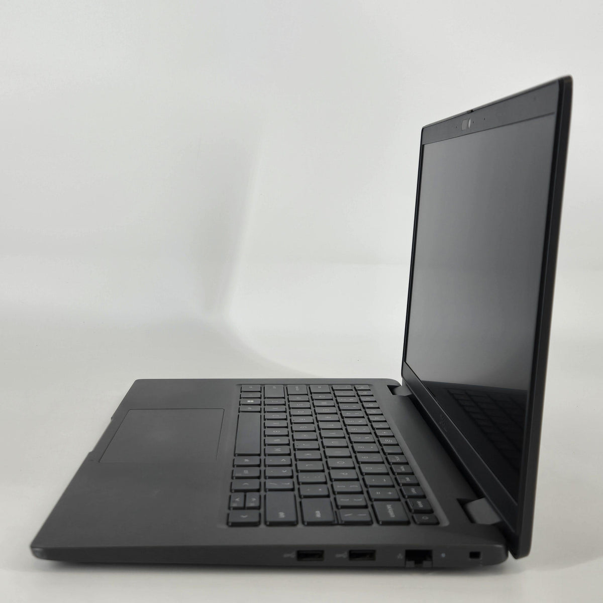 Dell Latitude 3440 14 Gray 1.3 GHz Intel Core i5 13th Gen. 16GB RAM 256GB Solid State Drive