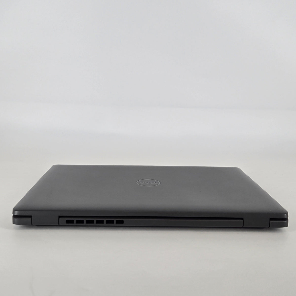 Dell Latitude 3440 14 Gray 1.3 GHz Intel Core i5 13th Gen. 16GB RAM 256GB Solid State Drive