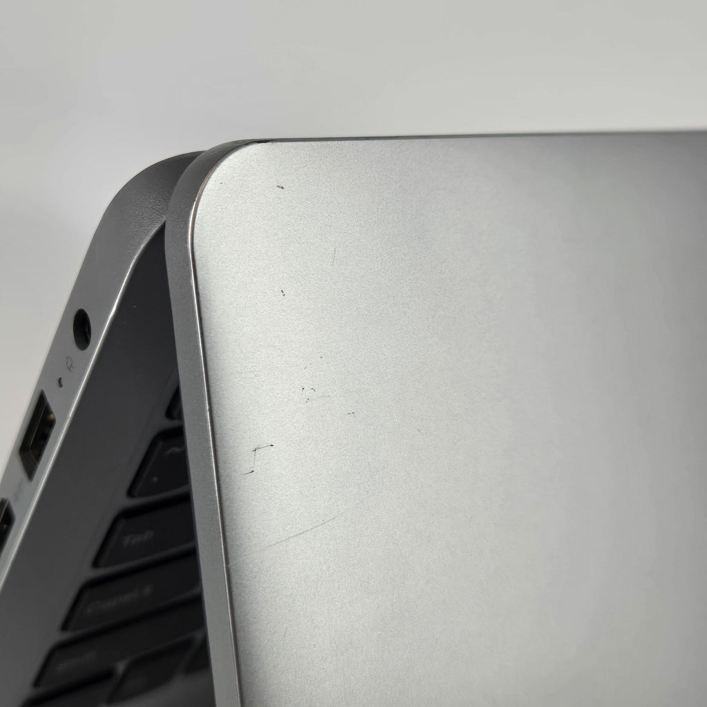Lenovo IdeaPad 1 15.6 Cloud Grey 2.1 GHz AMD Ryzen 7 5700U 12GB RAM 512GB Solid State Drive