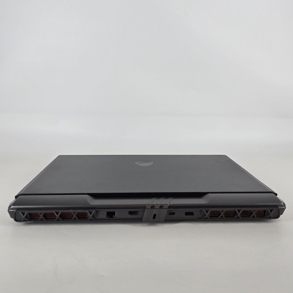 MSI Vector 17 HX 17 Gray 2.2 GHz Intel Core i9 14th Gen. 32GB RAM 1TB Solid State Drive NVIDIA GeForce RTX 4070 8 GB