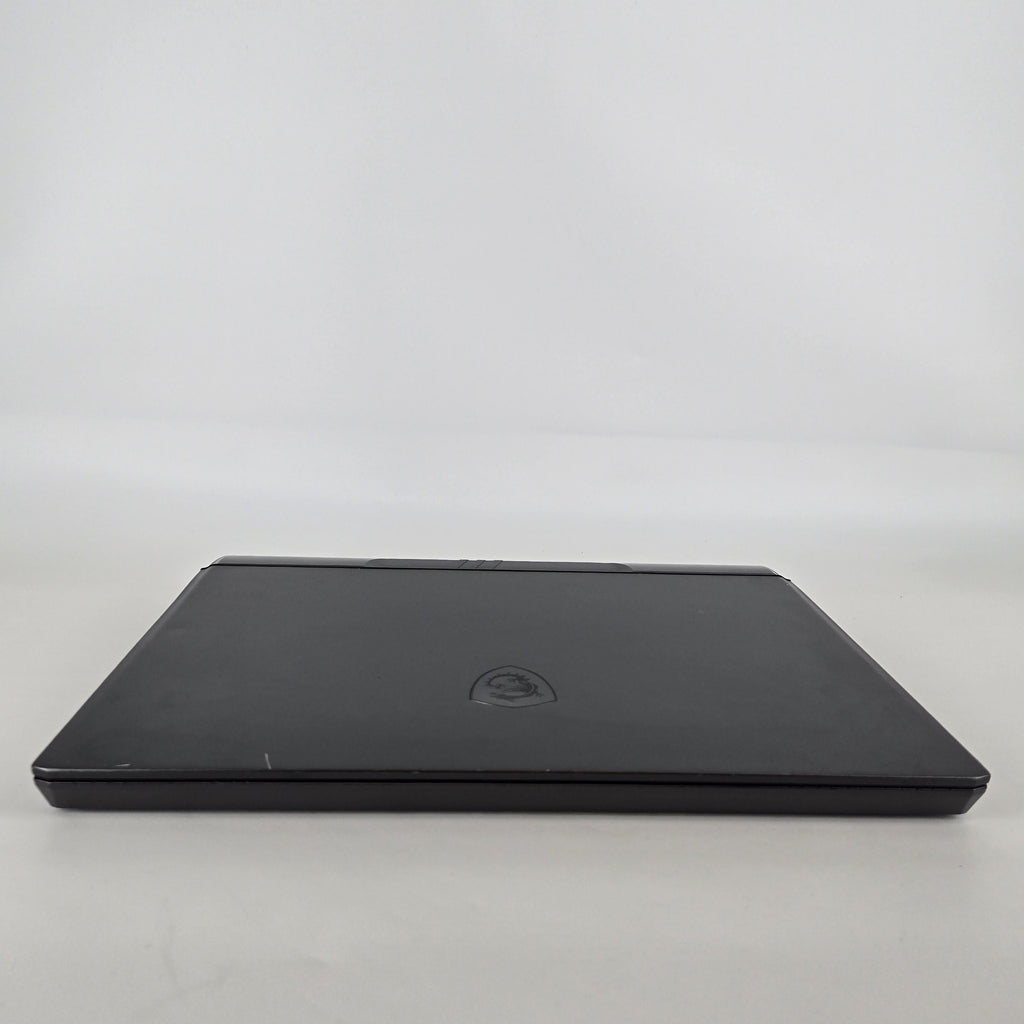 MSI Vector 17 HX 17 Gray 2.2 GHz Intel Core i9 14th Gen. 32GB RAM 1TB Solid State Drive NVIDIA GeForce RTX 4070 8 GB