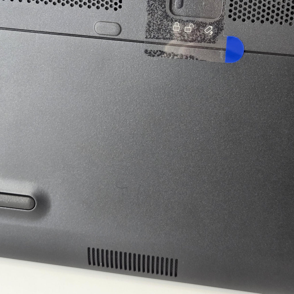 Dell Precision 7520 15.6 Gray 2.7 GHz Intel Core i7 6th Gen. 16GB RAM 512GB Hard Disk Drive