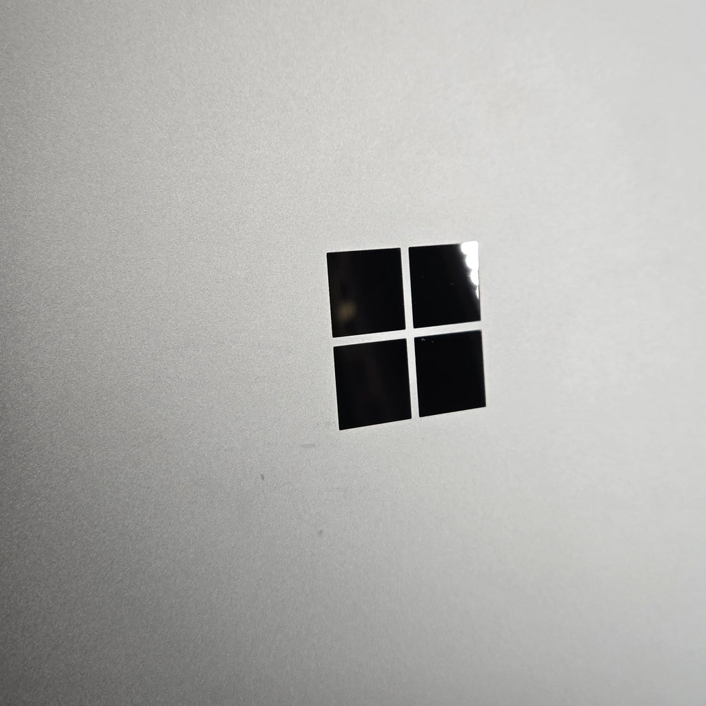 Surface Laptop 7 13.8 Platinum WiFi 3.4 GHz Qualcomm Snapdragon X Elite 16GB RAM 512GB Solid State Drive