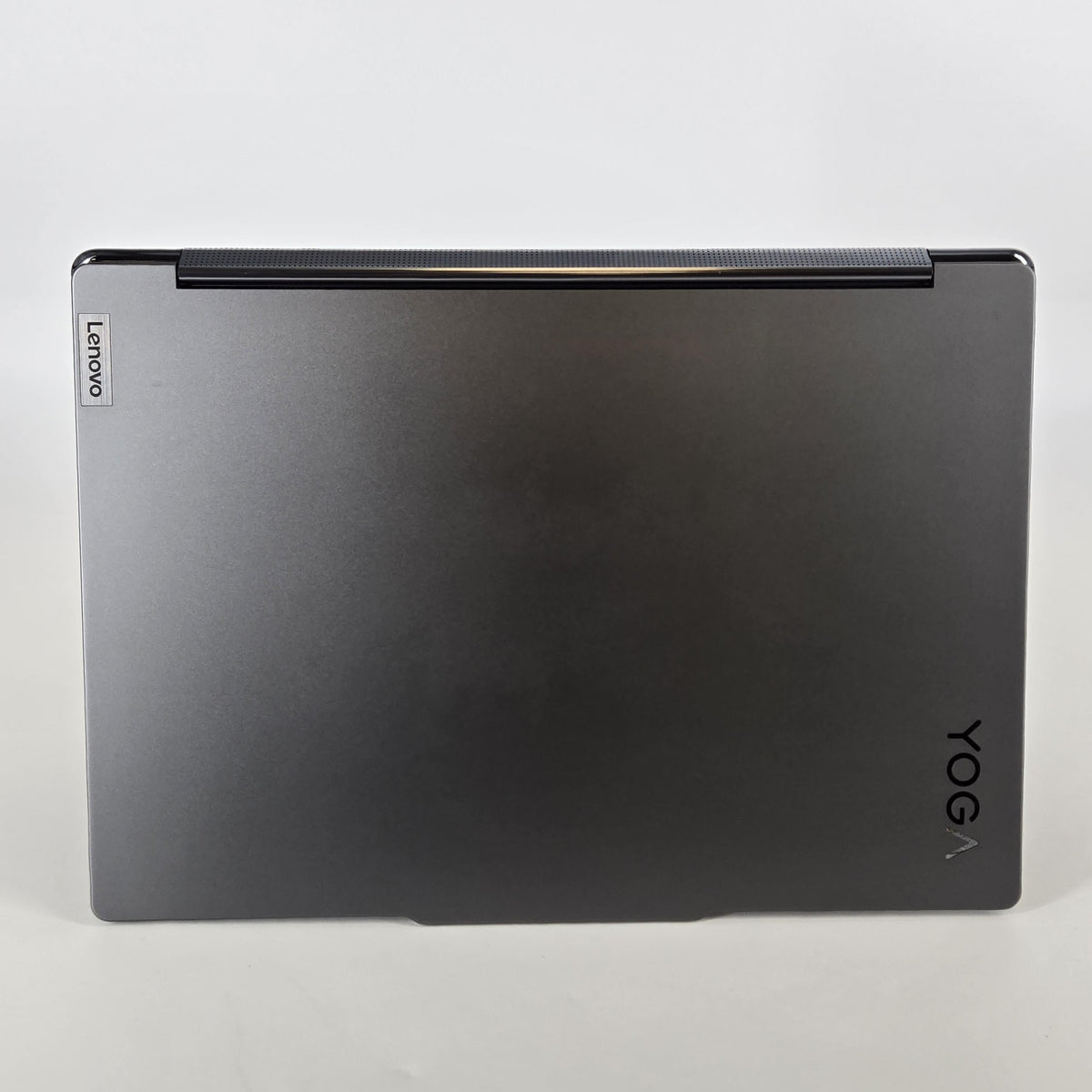 Lenovo Yoga 9i 14 Gray 1.4 GHz Intel Core Ultra 7 16GB RAM 512GB Solid State Drive