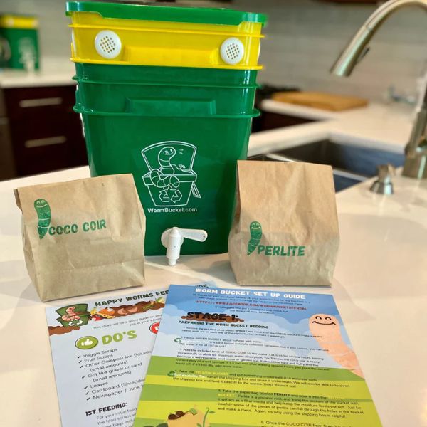 Worm Bucket™ Indoor Composter Kit