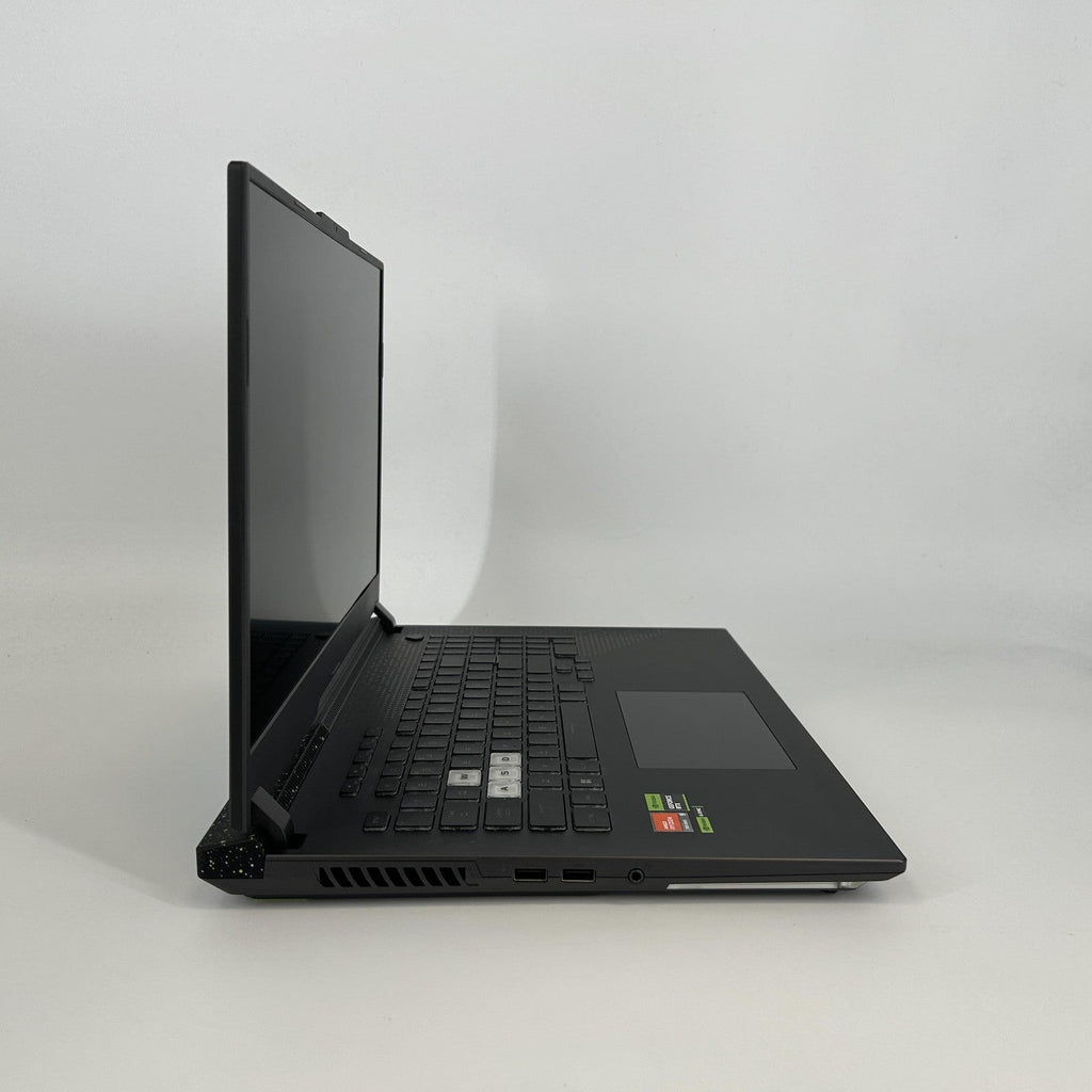 Asus ROG Strix G17 G713 17.3 Gray 3.0 GHz AMD Ryzen 9 7845HX 16GB RAM 1TB Solid State Drive NVIDIA GeForce RTX 4060 8 GB