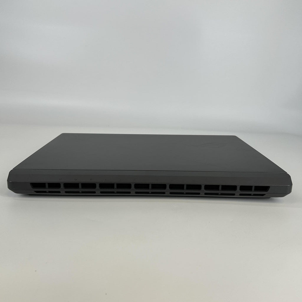 Asus ROG Strix G18 G815 18 Black 2.7 GHz Intel Core Ultra 9 Series 2 32GB RAM 2TB Solid State Drive NVIDIA GeForce RTX 5070 8 GB