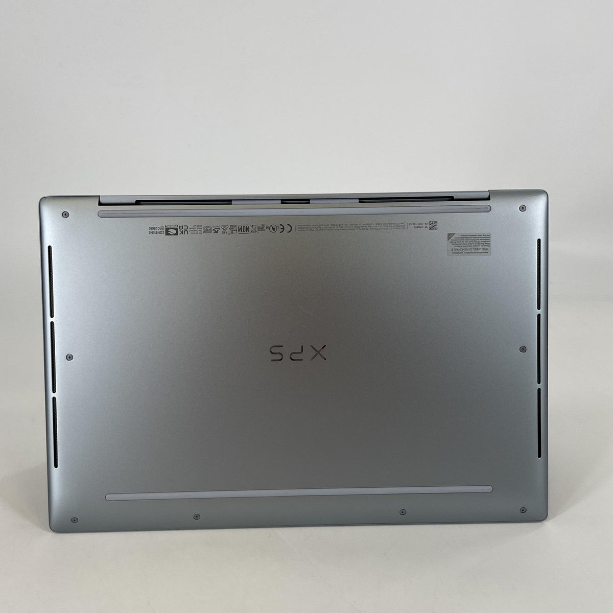 Dell XPS 13 9315 Blue 1.1 GHz Intel Core i7 12th Gen. 16GB RAM 512GB Solid State Drive