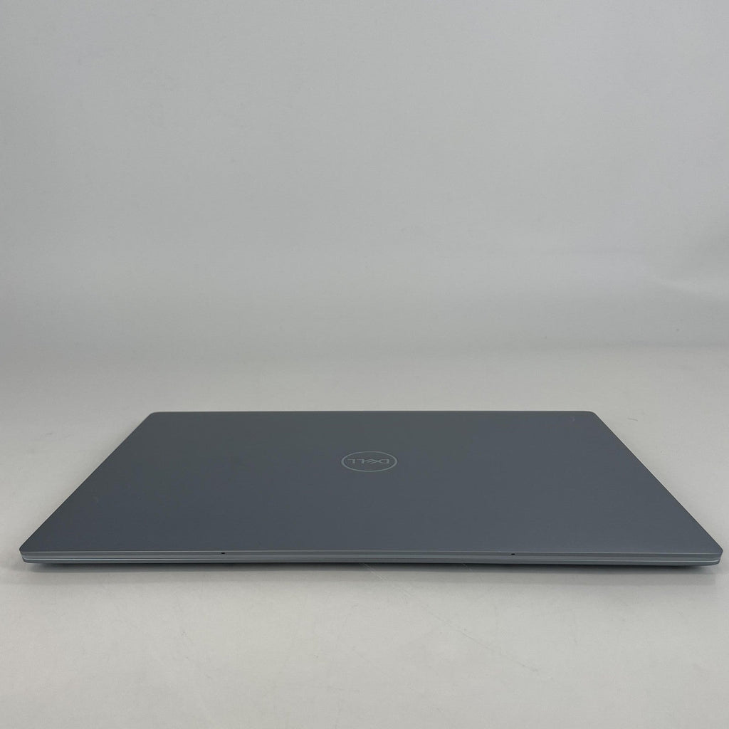 Dell XPS 13 9315 Blue 1.1 GHz Intel Core i7 12th Gen. 16GB RAM 512GB Solid State Drive