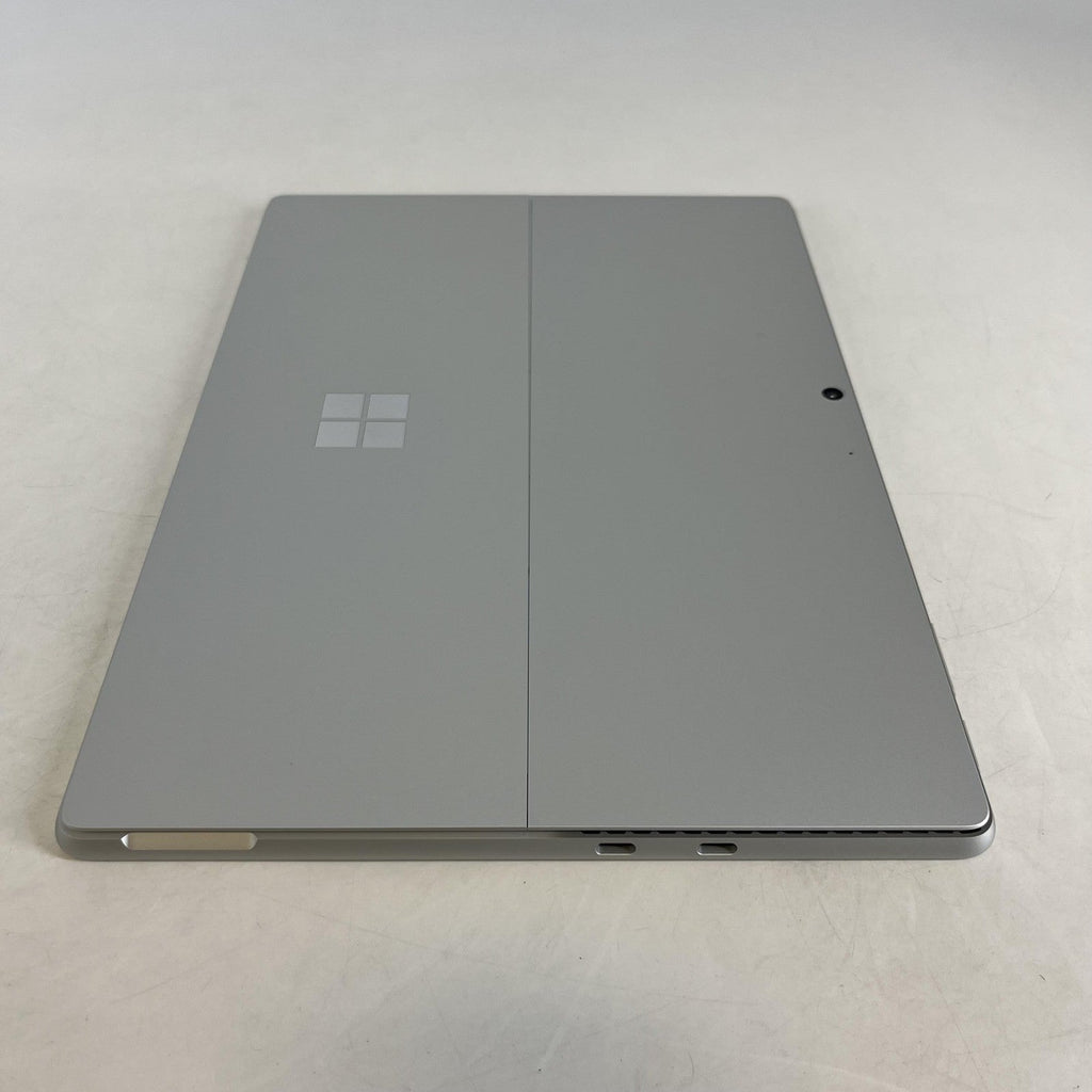 Microsoft Surface Pro 9 13 Platinum WiFi 2.7 GHz Intel Core i7 12th Gen. 16GB RAM 256GB Solid State Drive